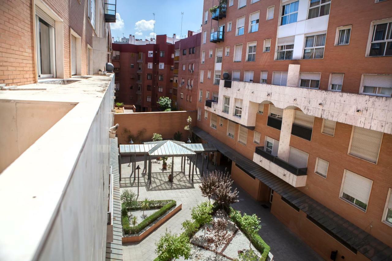 Apartamento Buhaira Sevilla Exterior foto
